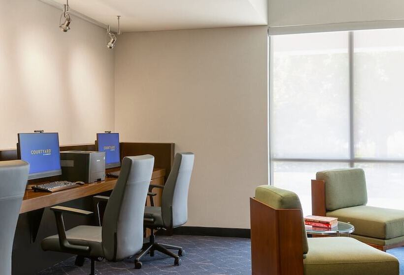 فندق Courtyard By Marriott Madison West / Middleton