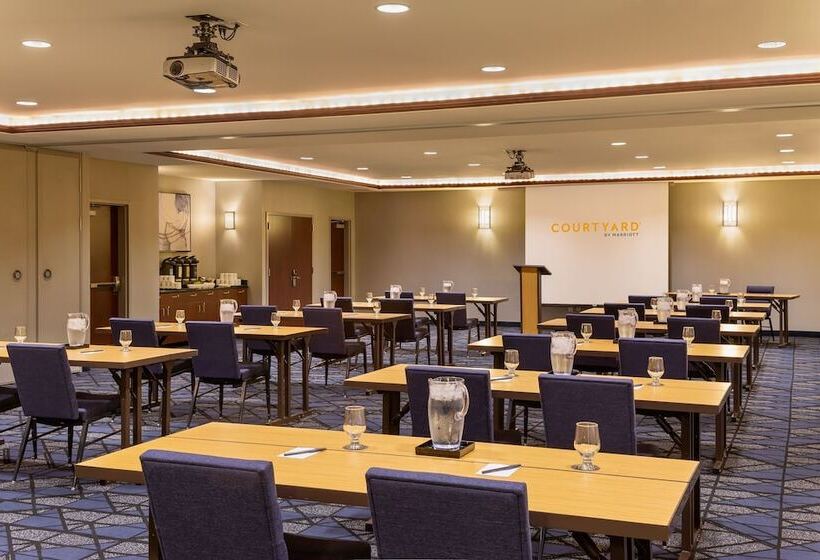 فندق Courtyard By Marriott Madison West / Middleton