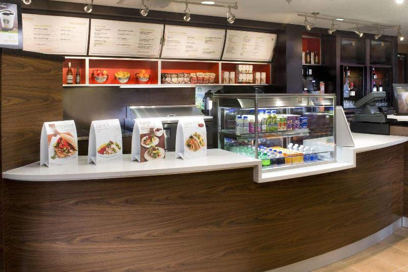 فندق Courtyard Memphis Collierville