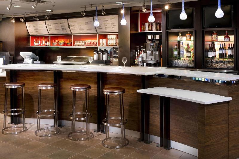 فندق Courtyard Memphis Collierville