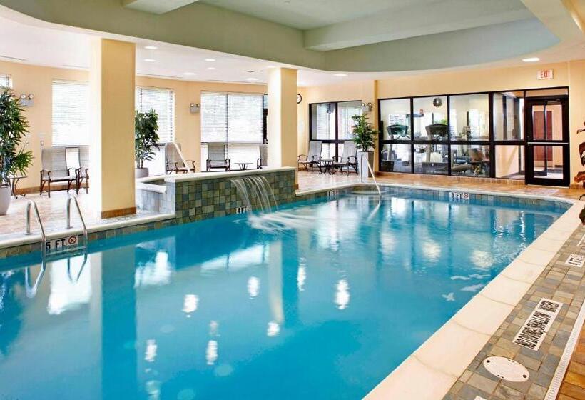 فندق Courtyard Pittsburgh Greensburg