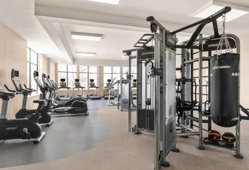 فندق Courtyard Republic Airport Long Island/farmingdale