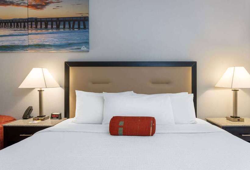 فندق Days Inn & Suites By Wyndham Lakeland