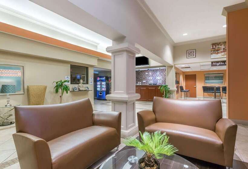 فندق Days Inn & Suites By Wyndham Lakeland