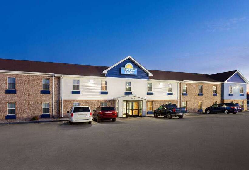 فندق Days Inn & Suites By Wyndham Sellersburg