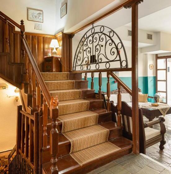 ホテル Dimosthenis Traditional Guesthouse