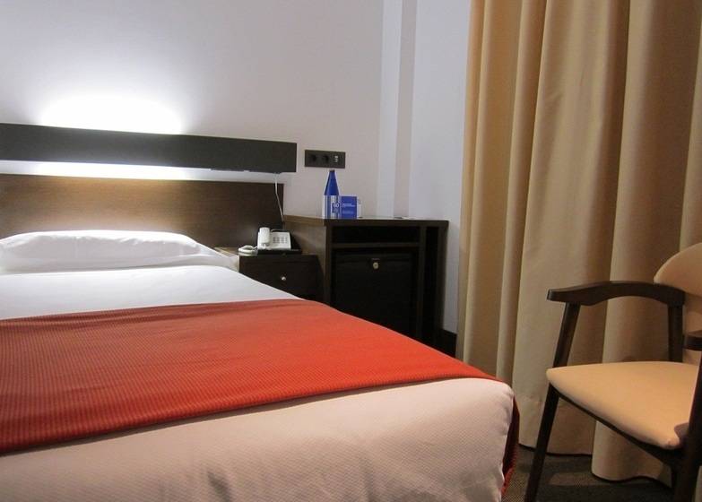 酒店 Domus Plaza Zocodover