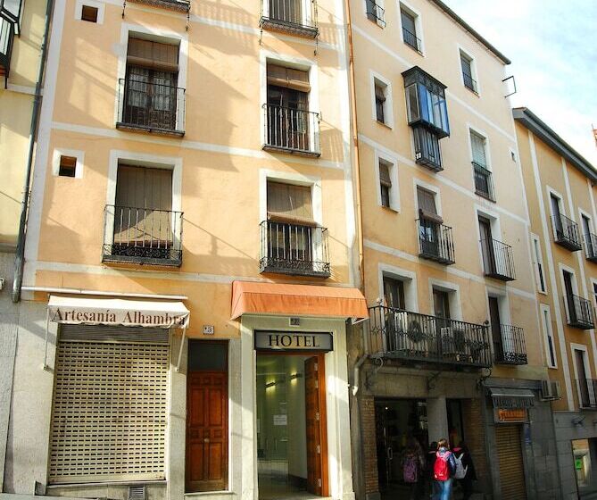 酒店 Domus Plaza Zocodover