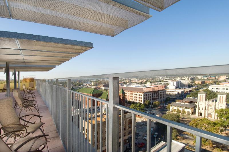 Drury Plaza Hotel San Antonio Riverwalk