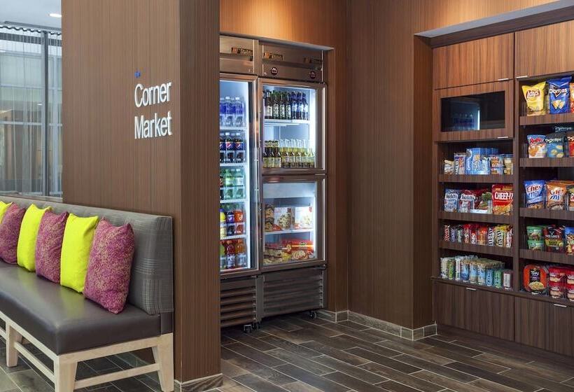 هتل Fairfield Inn And Suites Chicago Downtown River North