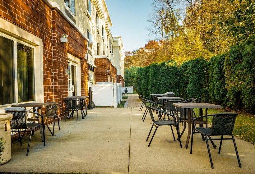 فندق Fairfield By Marriott Medford Long Island