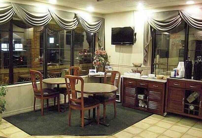 호텔 Colonie Inn And Suites