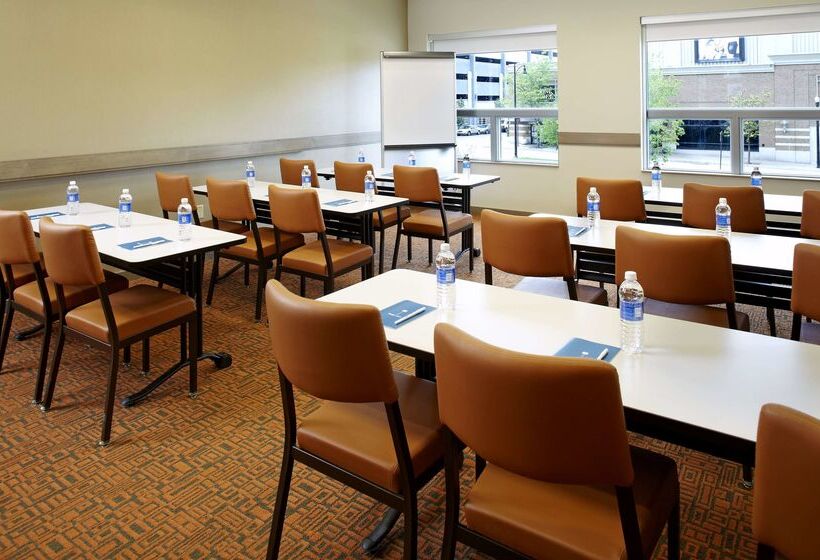 בית מלון כפרי Hyatt House Pittsburgh South Side