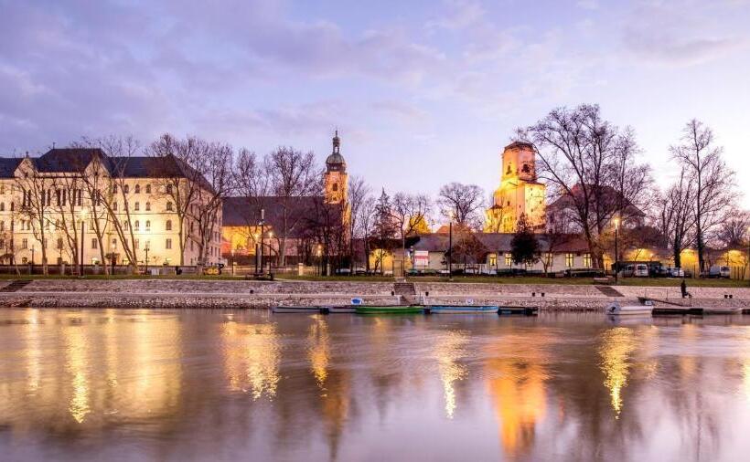 ホテル Kálvária Superior