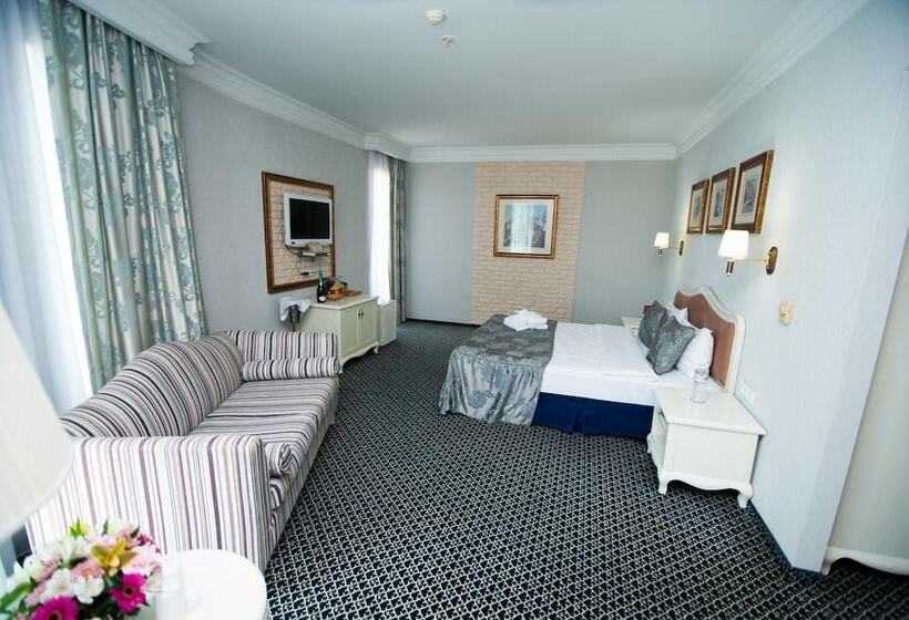 Kazzhol Hotel Astana