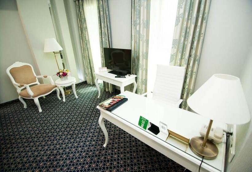 Kazzhol Hotel Astana