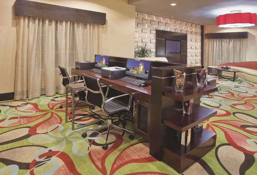 فندق La Quinta By Wyndham Hinesville   Fort Stewart