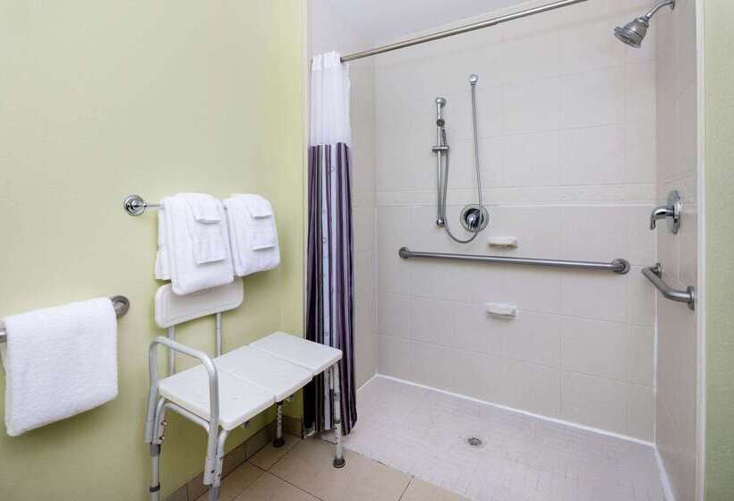 فندق La Quinta By Wyndham Hinesville   Fort Stewart