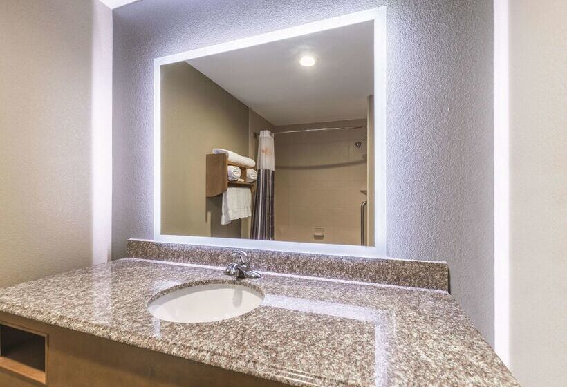 فندق La Quinta By Wyndham Tulsa   Catoosa