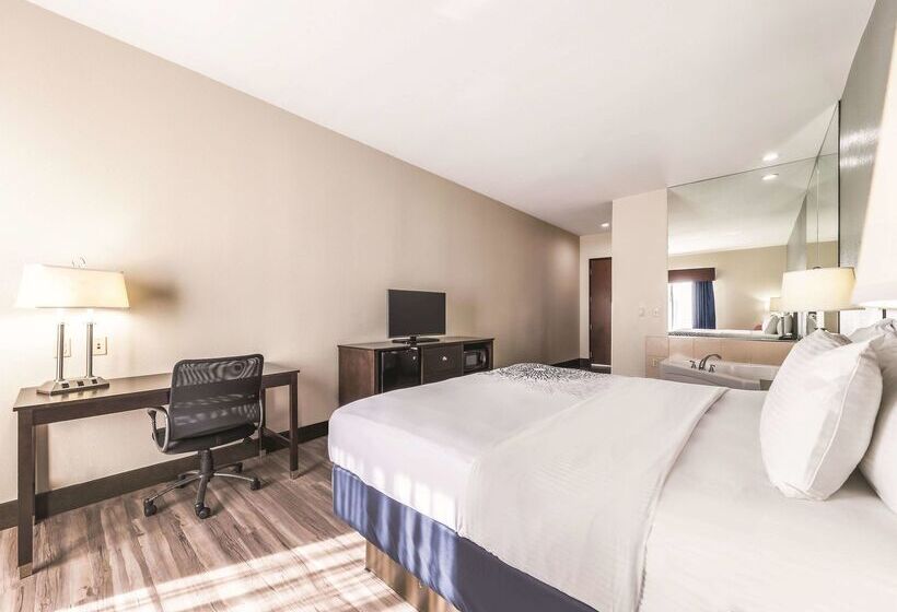 فندق La Quinta By Wyndham Tulsa   Catoosa