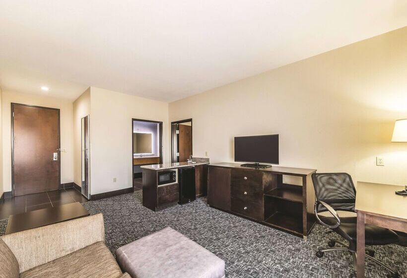 فندق La Quinta By Wyndham Tulsa   Catoosa