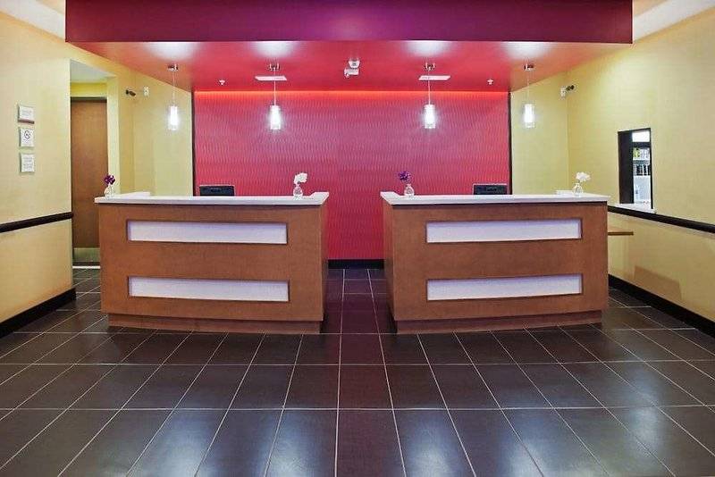 فندق La Quinta By Wyndham Tulsa   Catoosa