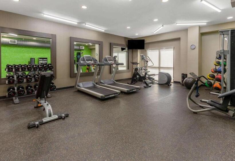 Hotel La Quinta By Wyndham Wichita Airport