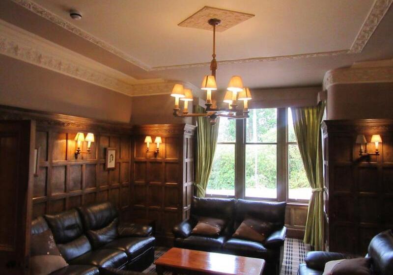 Отель Letterfinlay Lodge