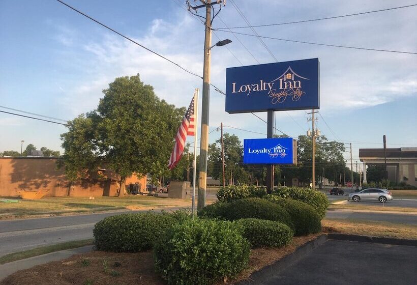 בית מלון כפרי Loyalty Inn Hawkinsville
