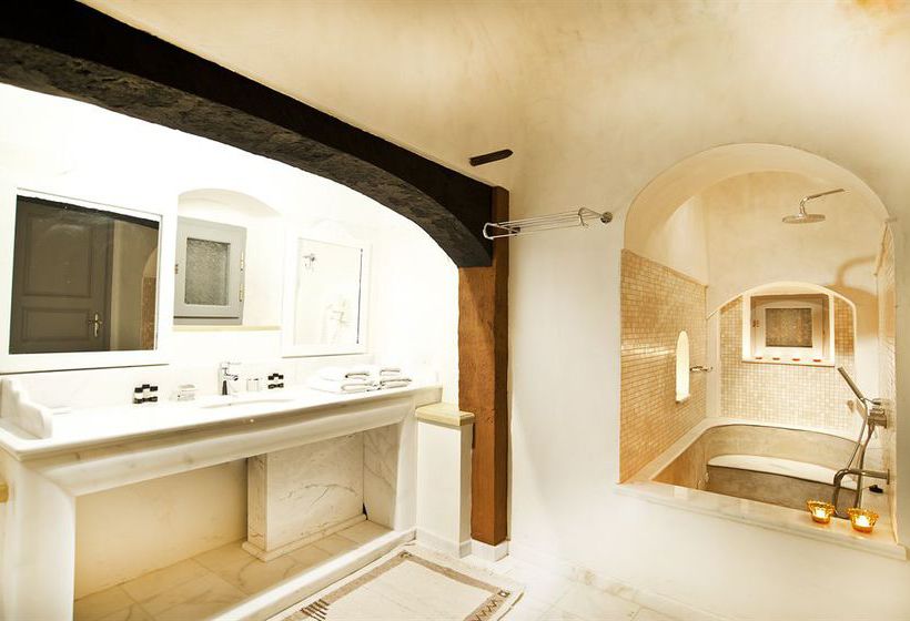 בית מלון כפרי Markezinis Suites