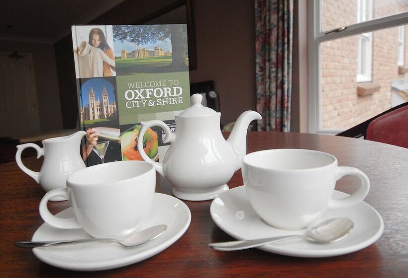 Отель Marlborough House Guest House