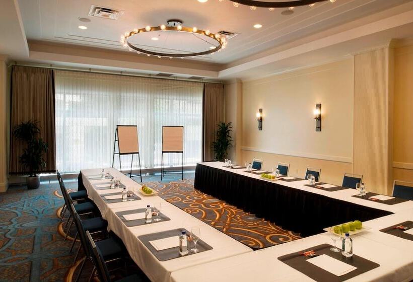 هتل Milwaukee Marriott Downtown