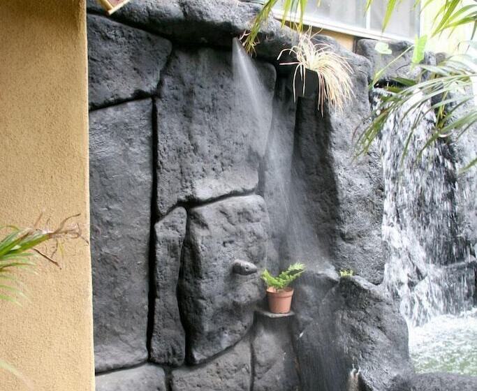 فندق Nalu Kai Lodge