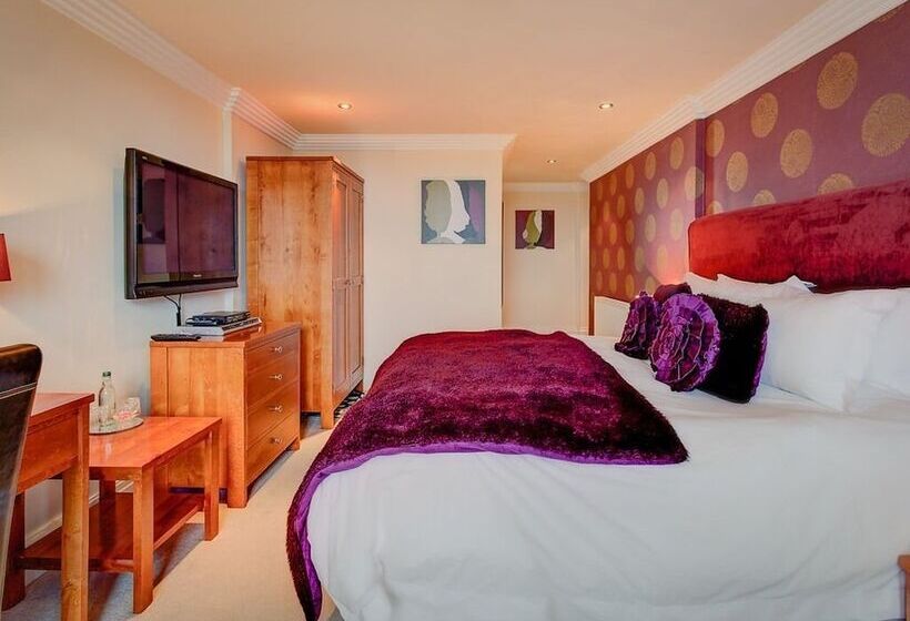 هتل Number One South Beach