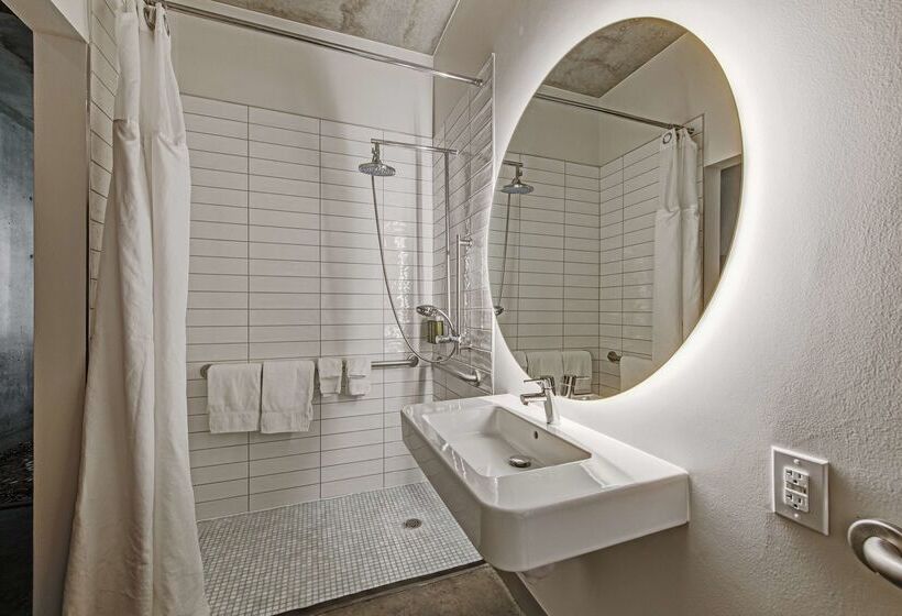 Nylo Dallas Plano Hotel, Tapestry Collection By Hilton