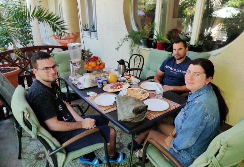 בית מלון כפרי Oswaldo