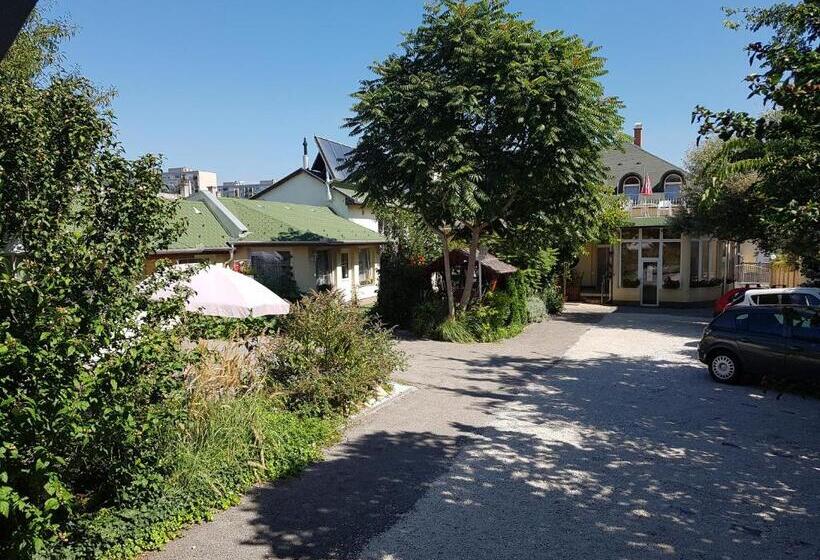 בית מלון כפרי Oswaldo