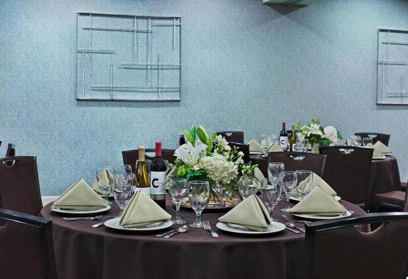 فندق Oxford Suites Silverdale