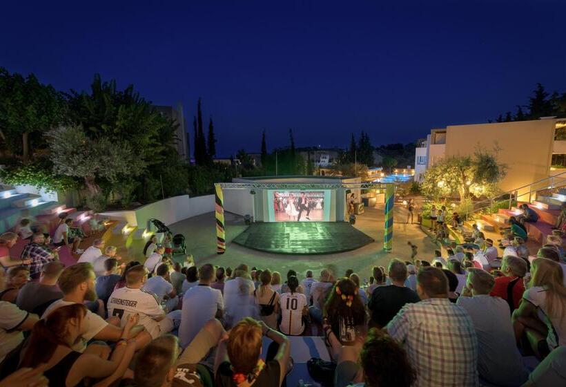 Отель Porto Angeli