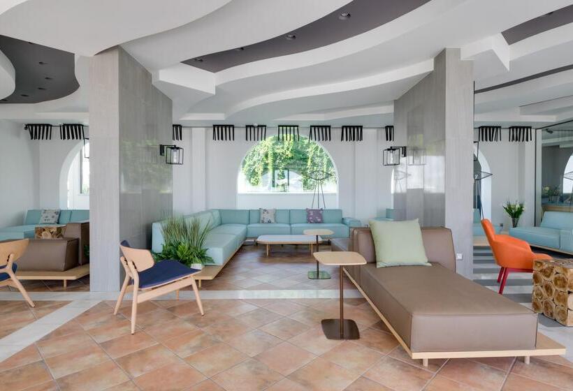 Отель Porto Angeli