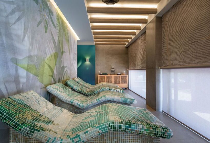 Отель Porto Angeli