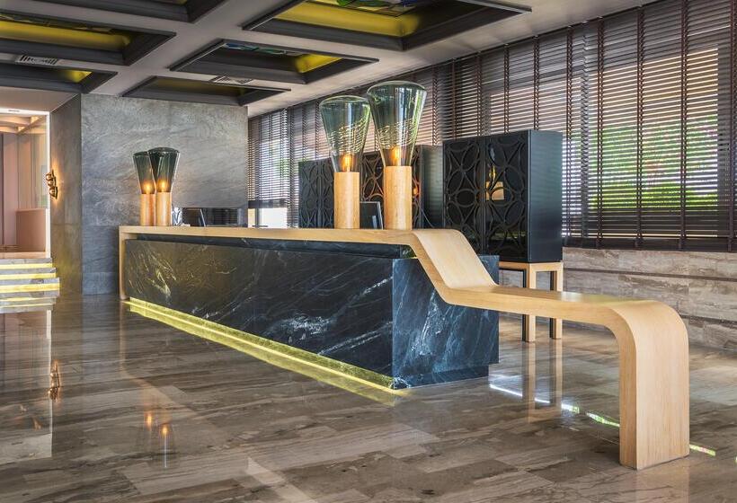 Отель Porto Angeli