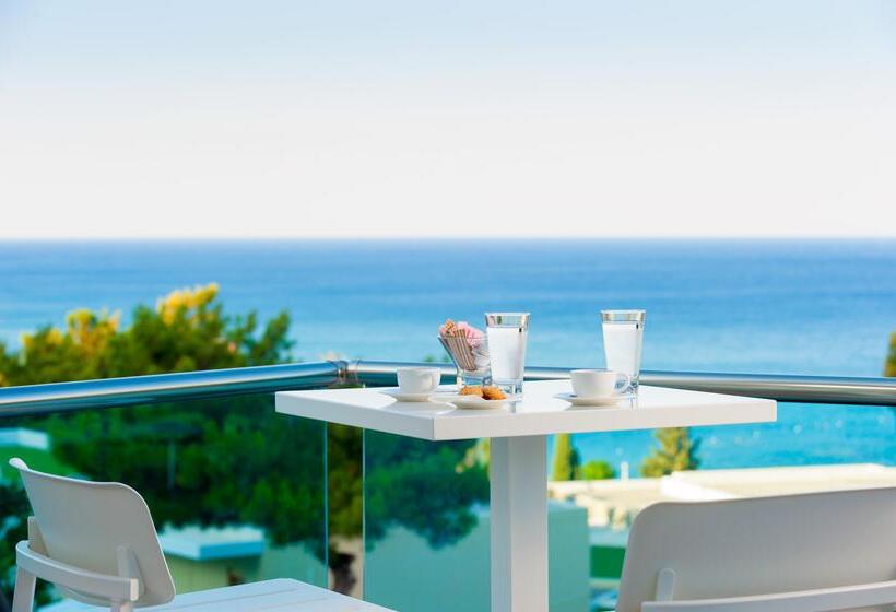 Отель Porto Angeli