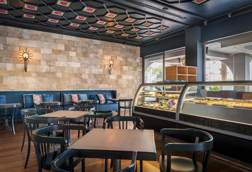 Отель Porto Angeli