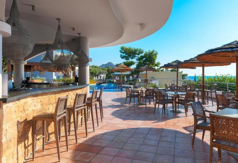 Отель Porto Angeli