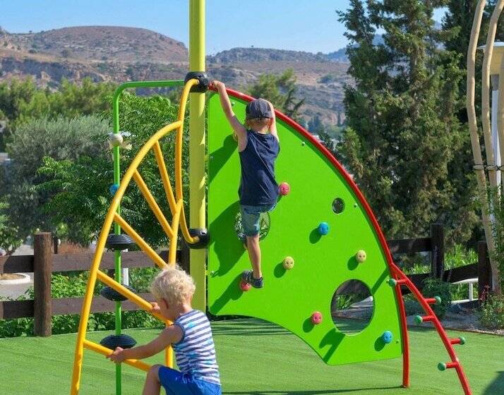 Отель Porto Angeli