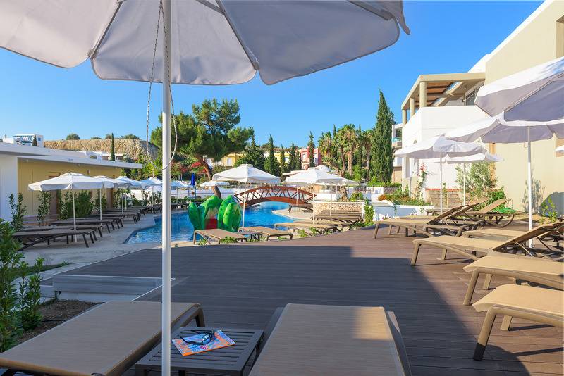 Отель Porto Angeli