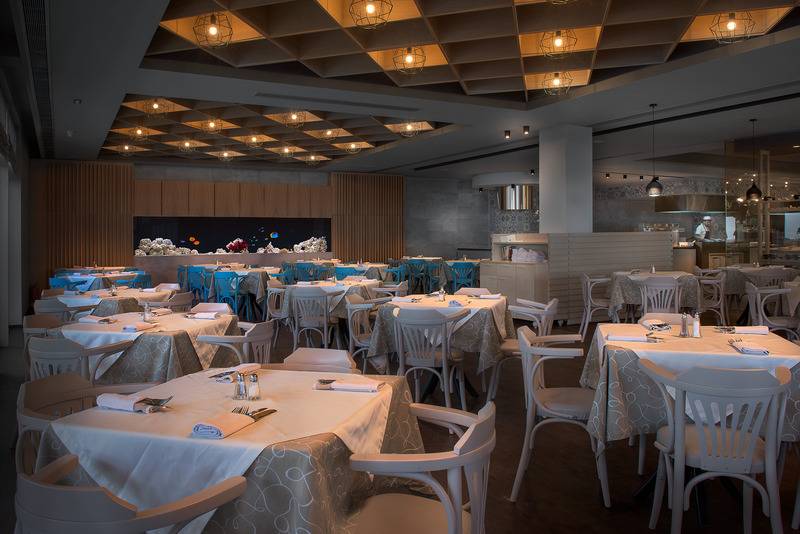 Отель Porto Angeli