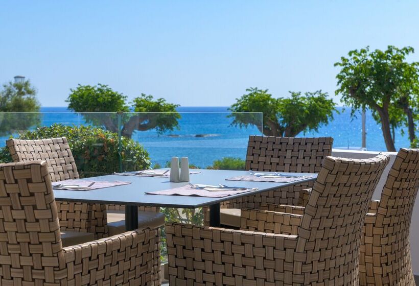 Отель Porto Angeli