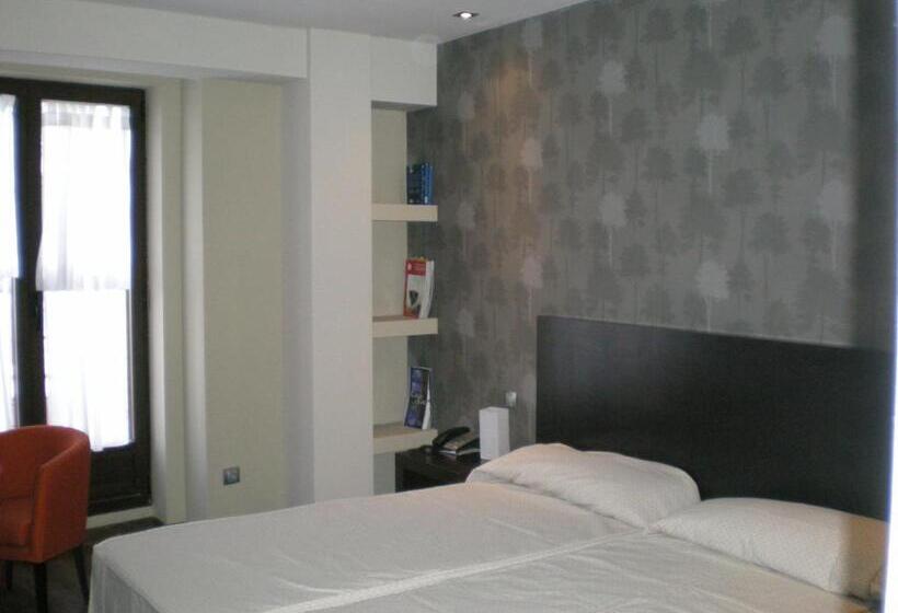 בית מלון כפרי Posada La Casona De Valbuena